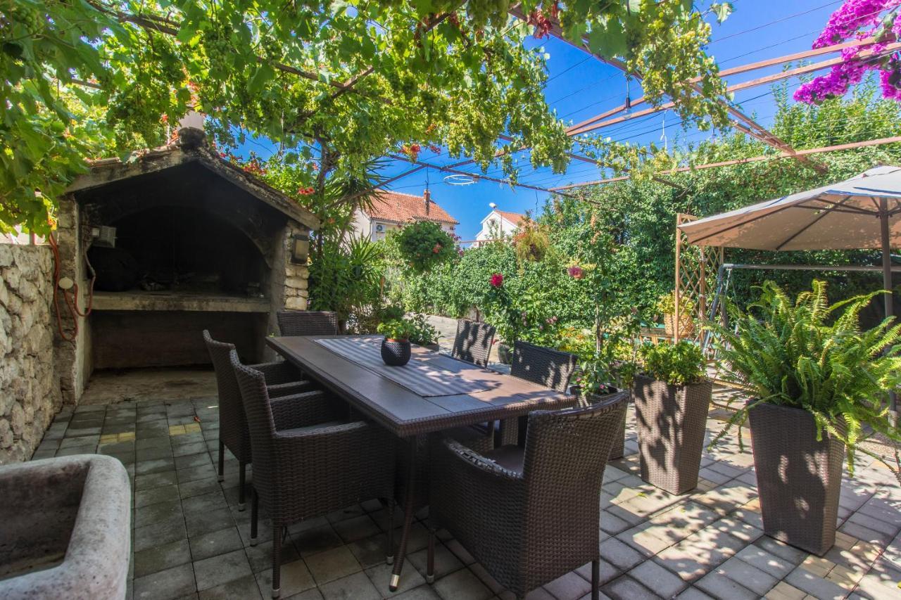 Hotel Dalmati House Brodarica  Exterior foto
